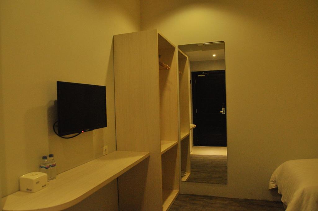 Summer Bed & Breakfast Banjarmasin  Kamer foto