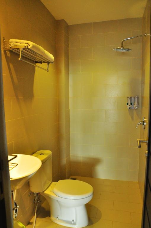 Summer Bed & Breakfast Banjarmasin  Kamer foto