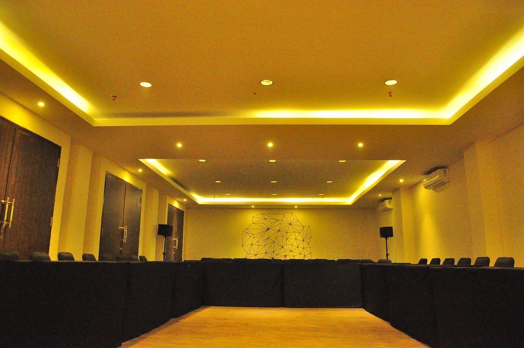 Summer Bed & Breakfast Banjarmasin  Buitenkant foto